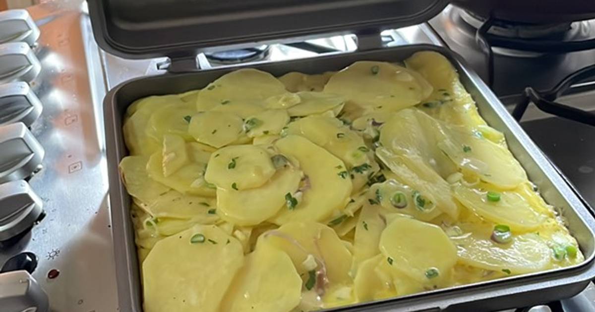 Tortilla de papa en flip de Essen Receta de Shirley Olmedo Cookpad