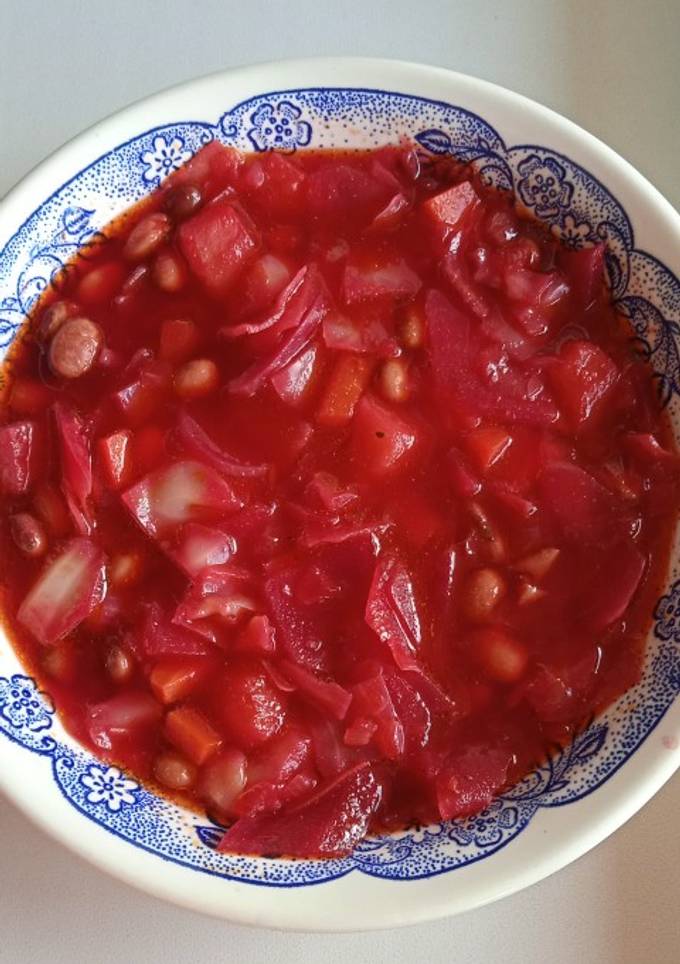 Борщ з квасолею
