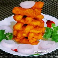 A picture of Paneer Fingers.