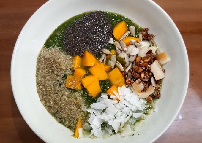 Langkah Mudah untuk Menyiapkan Green Smoothies Bowl yang Sempurna