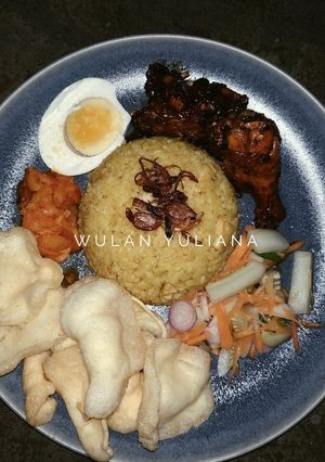 Foto resep Nasi Kebuli Ayam Masak Mejikom Enakkkkk