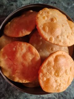 टी टाइम कचौड़ी(tea time kachori recipe in hindi) रेसिपी मुख्य फोटो