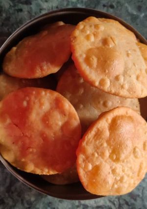 टी टाइम कचौड़ी(tea time kachori recipe in hindi) रेसिपी मुख्य फोटो