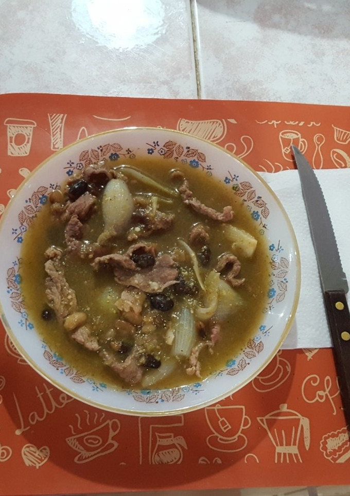 Una foto de Carne en su jugo rápida y rica