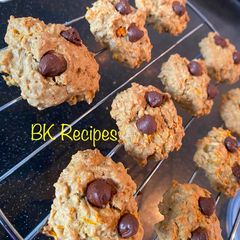 A picture of Carrot Cookies.