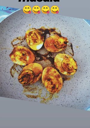 முட்டை மிளகு வறுவல் (muttai milagu varuval recipe in tamil) செய்முறை முக்கிய புகைப்படம்