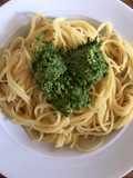 Pesto aus Möhrengrün