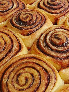 Una foto de Cinnamon Rolls (Rollos de canela)