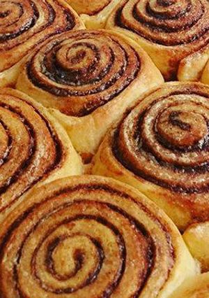 Una foto de Cinnamon Rolls (Rollos de canela)