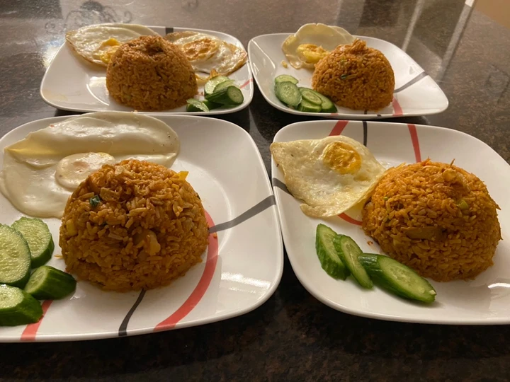 Easy Way Make Recipe Indonesian style red fried rice (hot) that is Can Pamper Your Tongue, Addictive}