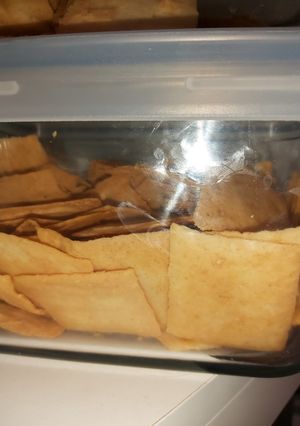 A picture of Parmesan chips.