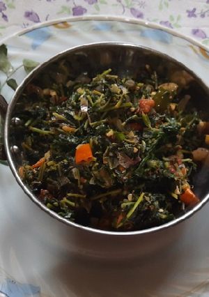 A picture of Green vegetable fresh leaf Methi bhaji.