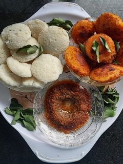 इडली पोडी (idli podi recipe in marathi) रेसिपी चे मुख्य फोटो