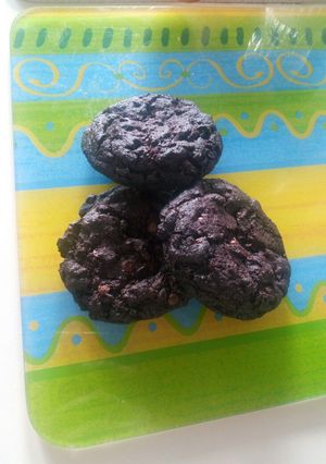 Foto di Biscotti al cioccolato con gocce di cioccolato e aroma d'arancia
