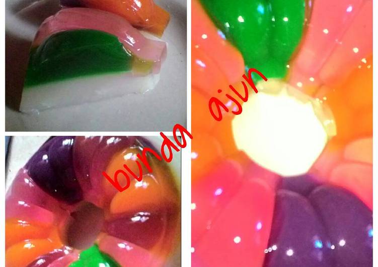 Langkah Mudah untuk Menyiapkan Puding susu warna warni Anti Gagal