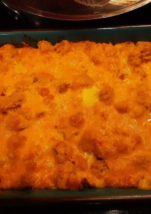 A picture of Joes' chicken mac & cheese.