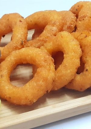 A picture of Potato garlic rings.