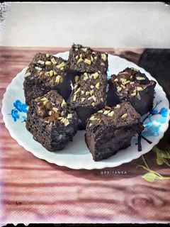 ব্রাউনি (Brownie recipe in bengali) রেসিপির প্রধান ছবি