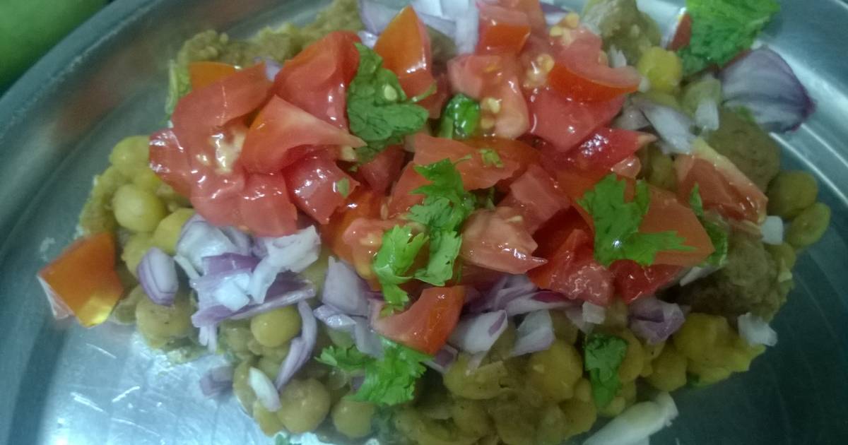 Quick and healthy Matar chaat (Dried peas, Matra, Yellow peas) Recipe