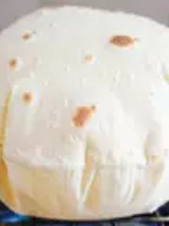 ફુલકા રોટી (Fulka Roti Recipe In Gujarati) રેસીપી મુખ્ય ફોટો