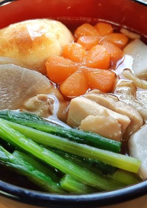 รูปของ O-Zouni お雑煮 (Japanese New Year Soup with mochi)