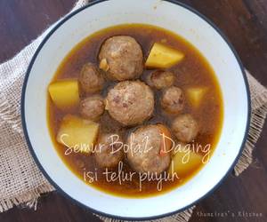 Mudahnya Menyajikan Semur Bola2 Daging isi Telur Puyuh Gurih Mantul Mudahnya Menyajikan Semur Bola2 Daging isi Telur Puyuh Gurih Mantul