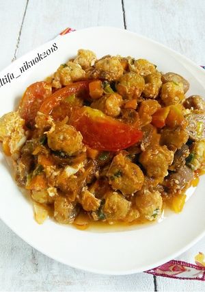 Foto resep Bola2 ayam jamur asam manis #Bikinramadanberkesan #day27