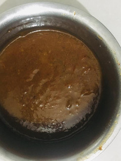 ખજૂર આંબલી ની ચટણી (Khajoor Tamarind Chutney Recipe In Gujarati) રેસીપી મુખ્ય ફોટો
