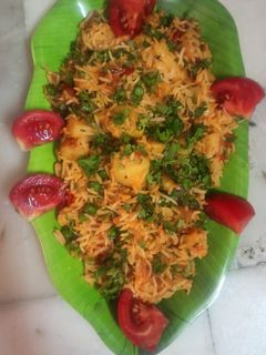 તવા પુલાવ (Tava Pulao Recipe In Gujarati) રેસીપી મુખ્ય ફોટો