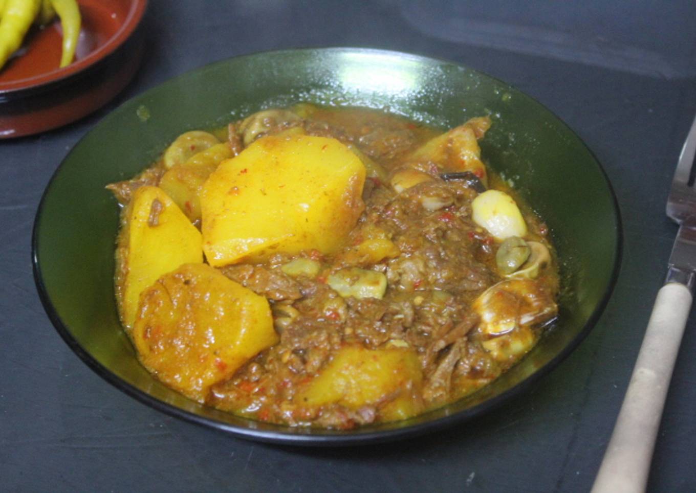 Estofado de ternera con habas