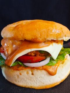ओट्स वेजिस टिक्की बर्गर (Oats veggies tikki burger recipe in hin रेसिपी मुख्य फोटो