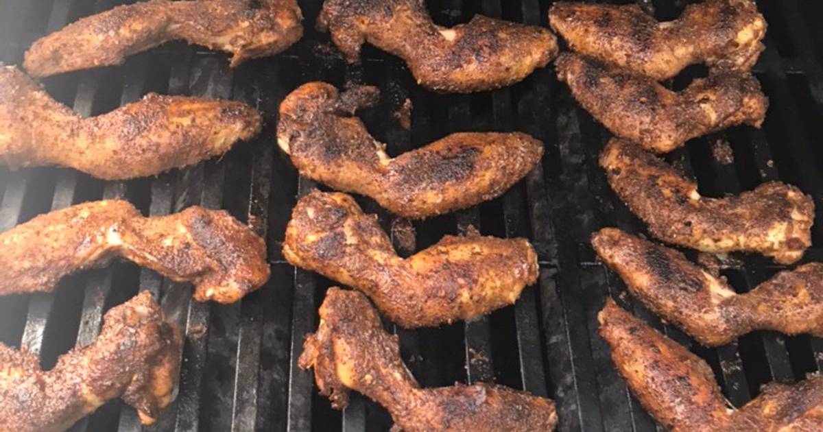 Spicy Dry Jerk Rubbed Smoked Chicken Wings Recipe By Chef Bryce Cookpad