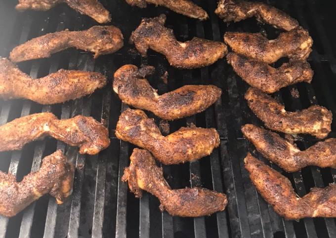 Easiest Way to Prepare Award-winning Spicy dry jerk rubbed smoked chicken wings