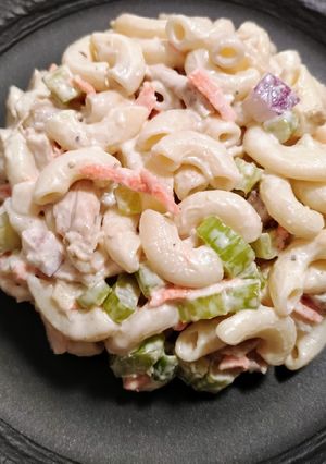 A picture of Pineapple and chicken mac salad.