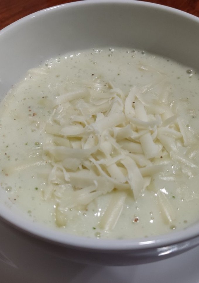 Una foto de Crema de papa y perejil