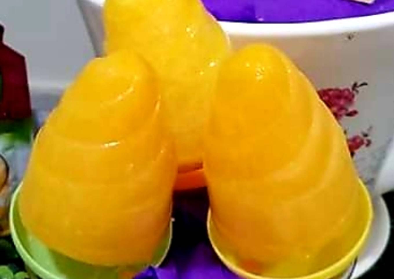 Mango ice lollies