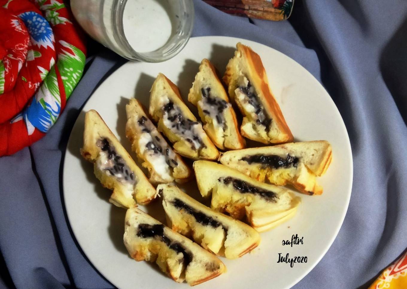 Roti Bakar Cream Cheese