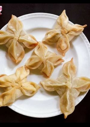 ফ্লাওয়ার সিঙ্গাড়া(Flower singara recipe in Bengali) রেসিপির প্রধান ছবি