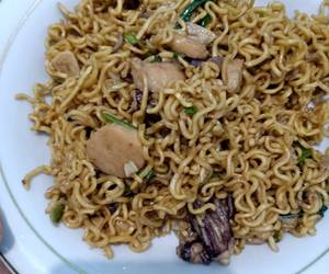 Ini Caranya Mie Goreng Kangkung Saos tiram Paling Enak