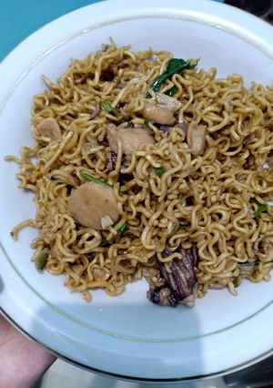Foto resep Mie Goreng Kangkung Saos tiram