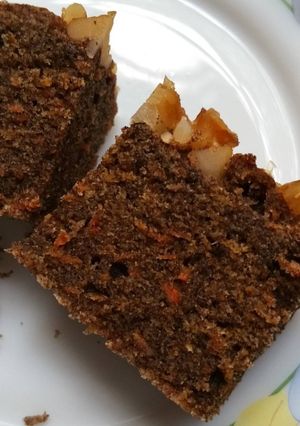 A picture of Ragi Carrot Cake.