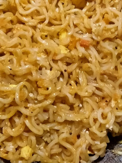 எக் நூடுல்ஸ் (Egg noodles recipe in tamil) செய்முறை முக்கிய புகைப்படம்