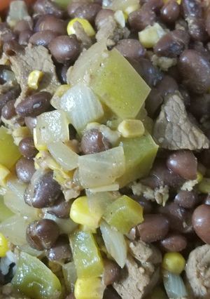 A picture of Mama's Crockpot Carne Cerdo Guisada.