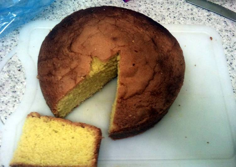 Yellow tea cake