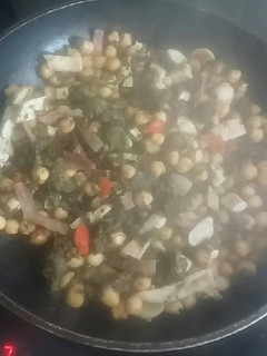 Una foto de Garbanzos con espinacas