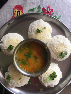 மல்லிகை இட்லிமதுரைவட்டாரம் செய்முறை முக்கிய புகைப்படம்