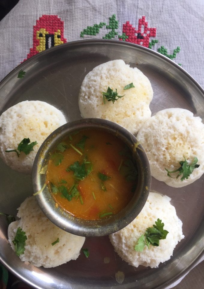 மல்லிகை இட்லிமதுரைவட்டாரம் செய்முறை முக்கிய புகைப்படம்