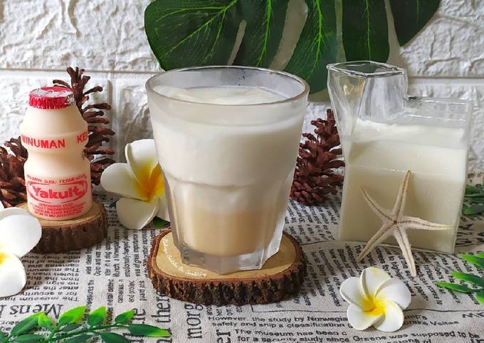 Resep Es Susu Yakult Oleh Rahayu Sartika Br Sembiring Cookpad 9043