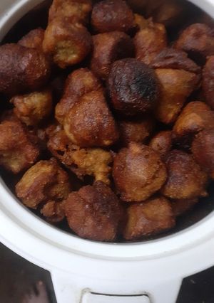 मीठे पुए(meethe pue recipe in hindi) रेसिपी मुख्य फोटो