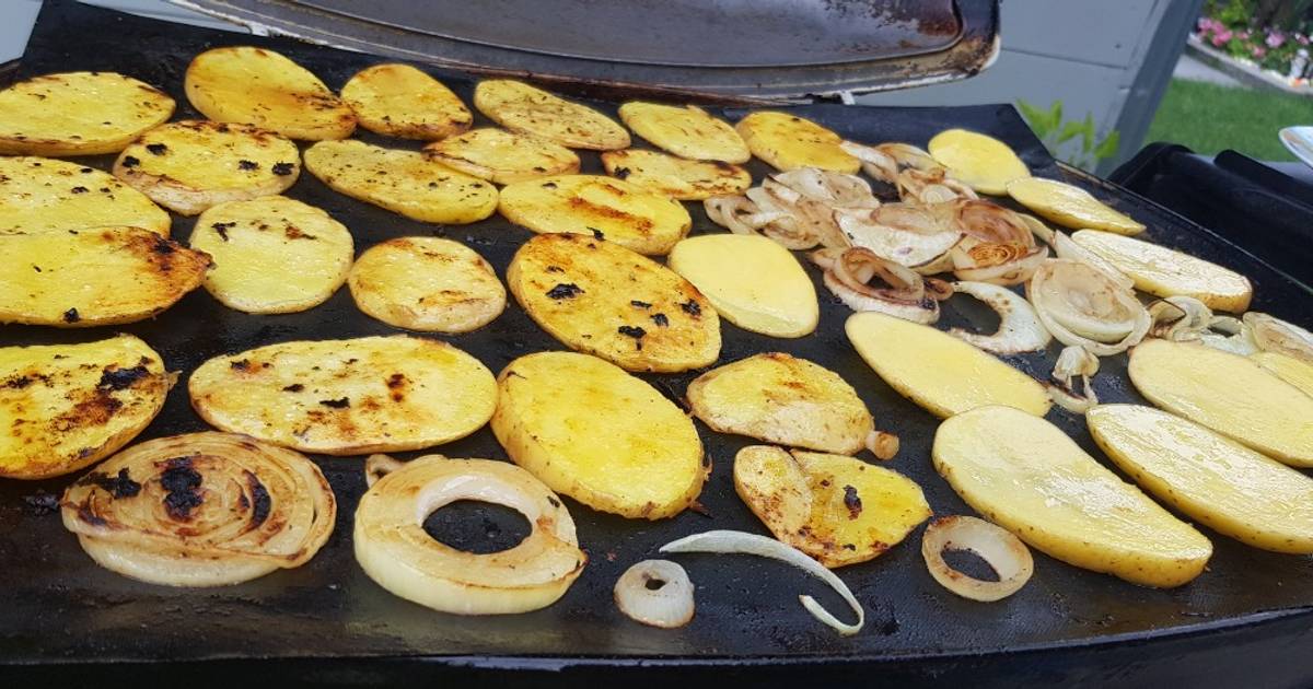Blind Collective lawyer Cartofi feliați pe grătar și ceapă, rețetă de Ilici Mariana - Rețete Cookpad